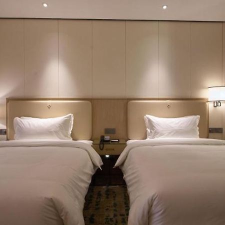 Wisdom Rose Hotel Шанхай Экстерьер фото